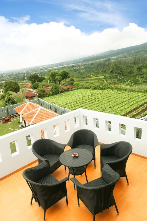 Osmond Villa Resort Лембанг Экстерьер фото